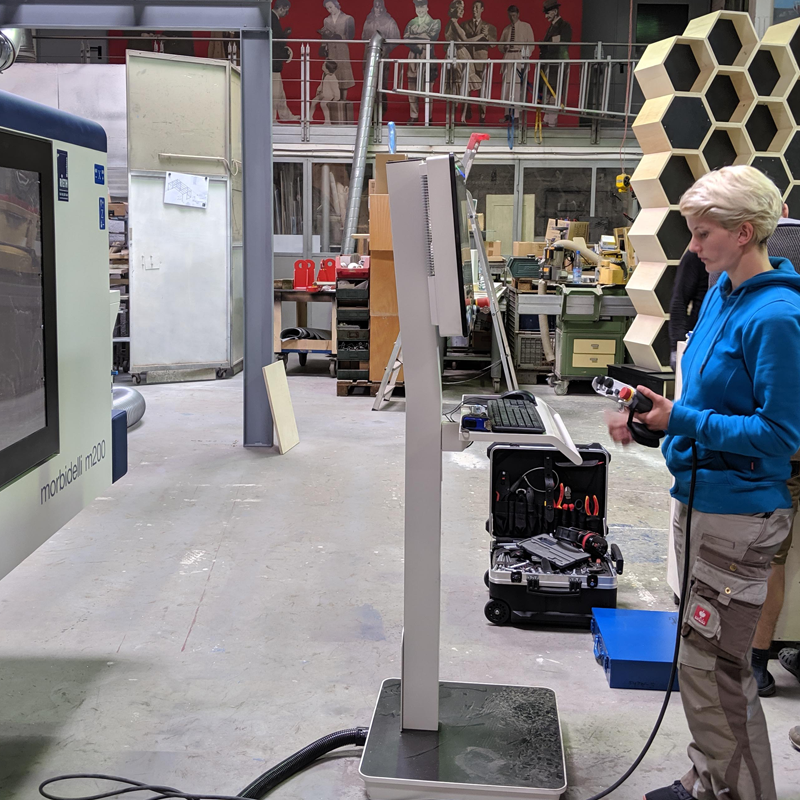 CNC Maschine bei design+technik Klose, Gelnhausen